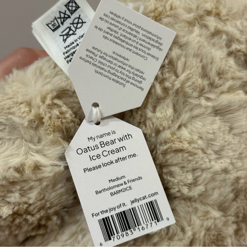 Authentic Jellycat NYC Exclusive Oatus Bear With Ice Cream - Picture 6 of 6